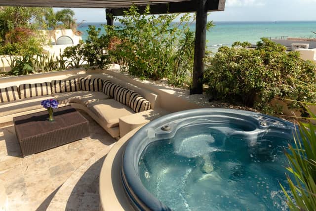 El Taj Oceanfront and Beachside Condo Hotel — photo 3