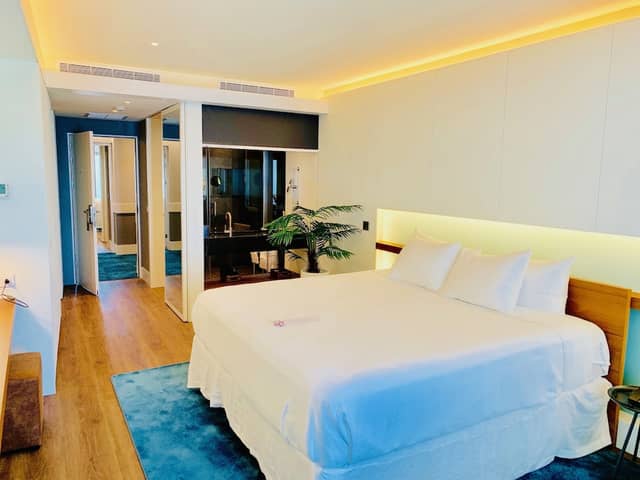 Holland House Beach Hotel — photo 2